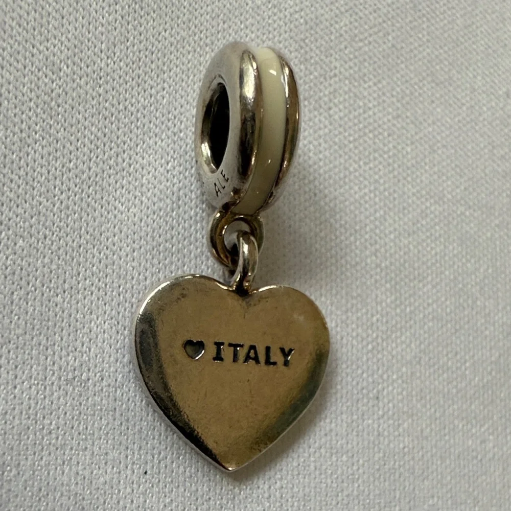 Pandora Italy 🇮🇹 Heart Charm